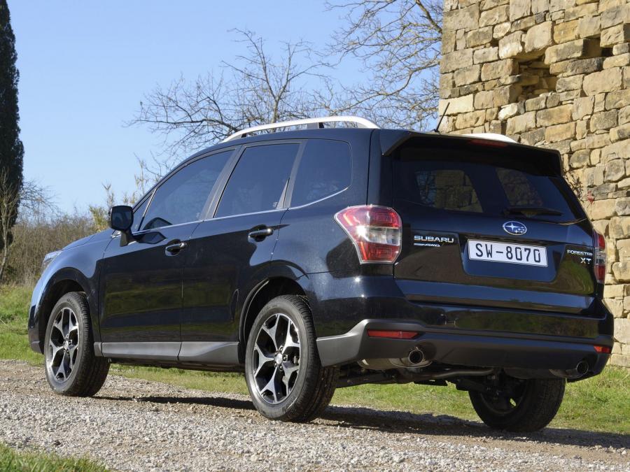  Subaru Forester 2.0XT 2012 года  (фото 3 из 8)